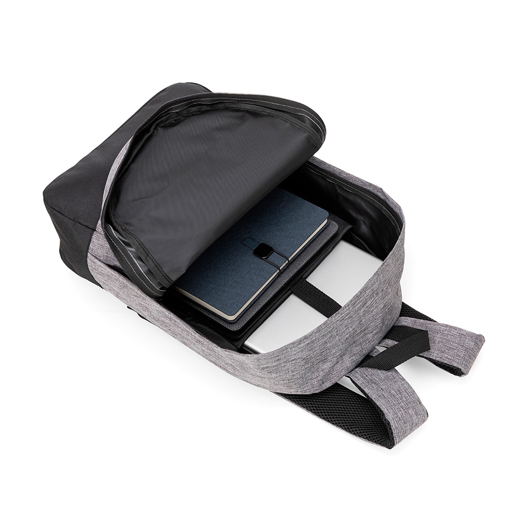 Mochila p/ notebook em tecido poliéster